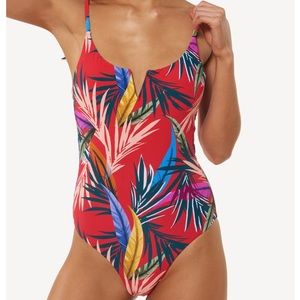 Red Carter Little Havana V-Wire Maillot One Piece